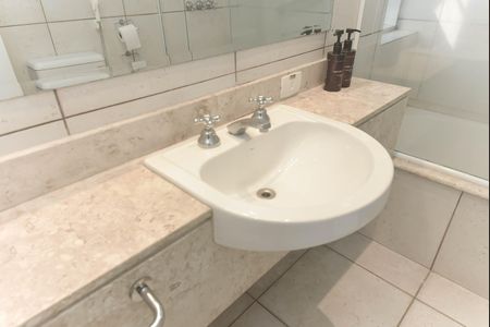 Apartamento à venda com 34m², 1 quarto e 1 vagaBanheiro