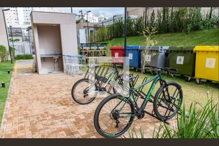 Apartamento à venda com 32m², 2 quartos e sem vaga Apartamento à venda com 32m², 2 quartos e sem vagaBicicletário
