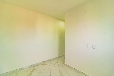 Apartamento para alugar com 39m², 2 quartos e sem vaga