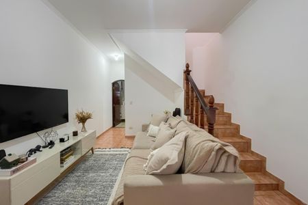 Casa à venda com 180m², 3 quartos e 2 vagas Casa à venda com 180m², 3 quartos e 2 vagasSala
