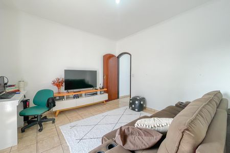 Casa à venda com 180m², 3 quartos e 2 vagas Casa à venda com 180m², 3 quartos e 2 vagasSuíte