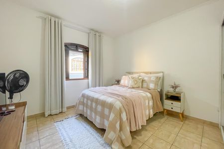 Casa à venda com 180m², 3 quartos e 2 vagas Casa à venda com 180m², 3 quartos e 2 vagasQuarto 3