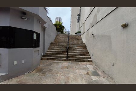 Studio à venda com 34m², 1 quarto e sem vaga Studio à venda com 34m², 1 quarto e sem vagaEntrada