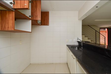 Apartamento à venda com 166m², 3 quartos e 2 vagas Apartamento à venda com 166m², 3 quartos e 2 vagasCozinha
