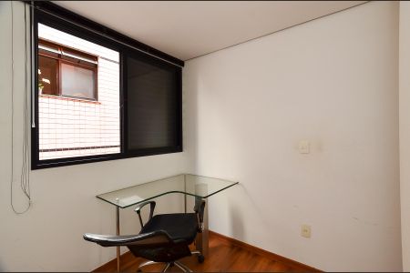 Apartamento à venda com 166m², 3 quartos e 2 vagas Apartamento à venda com 166m², 3 quartos e 2 vagasCloset da Suíte