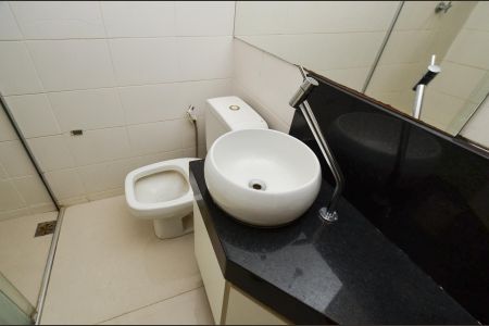 Apartamento à venda com 166m², 3 quartos e 2 vagas Apartamento à venda com 166m², 3 quartos e 2 vagasBanheiro Social