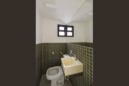 Apartamento à venda com 166m², 3 quartos e 2 vagas Apartamento à venda com 166m², 3 quartos e 2 vagasLavabo