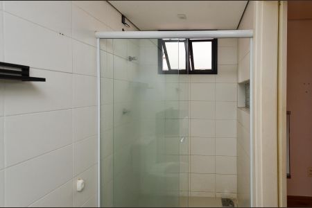 Apartamento à venda com 166m², 3 quartos e 2 vagas Apartamento à venda com 166m², 3 quartos e 2 vagasBanheiro Suíte