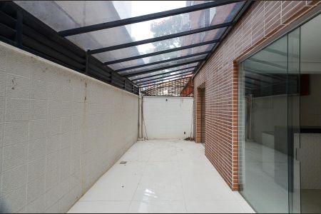 Apartamento à venda com 166m², 3 quartos e 2 vagas Apartamento à venda com 166m², 3 quartos e 2 vagasÁrea Privativa