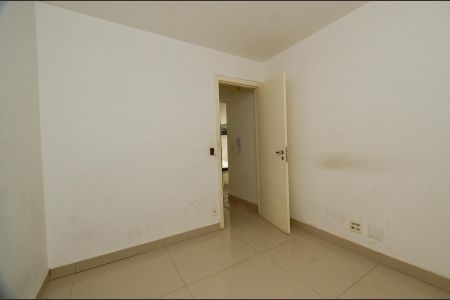 Apartamento à venda com 166m², 3 quartos e 2 vagas Apartamento à venda com 166m², 3 quartos e 2 vagasQuarto 1