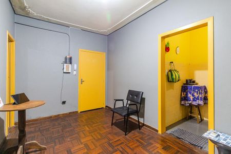 Sala/Quarto de kitnet/studio à venda com 1 quarto, 28m² em Cidade Baixa, Porto Alegre