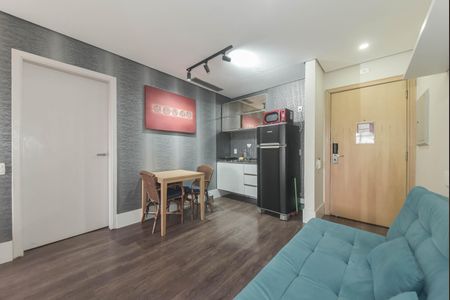 Sala - Cozinha Integrada de apartamento à venda com 1 quarto, 34m² em Cidade Monções, São Paulo