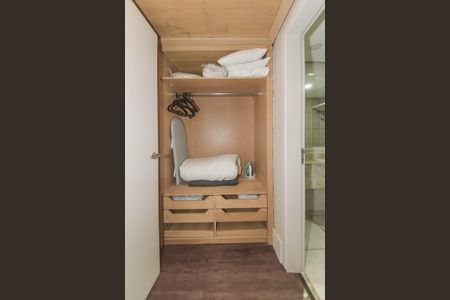 Quarto - Closet de apartamento à venda com 1 quarto, 34m² em Cidade Monções, São Paulo