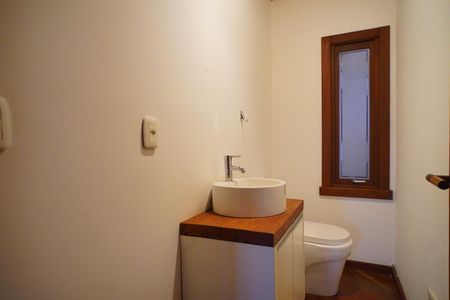 Apartamento para alugar com 114m², 2 quartos e 2 vagas Apartamento para alugar com 114m², 2 quartos e 2 vagasLavabo