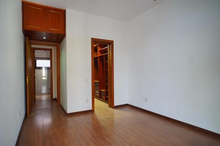 Apartamento para alugar com 114m², 2 quartos e 2 vagas Apartamento para alugar com 114m², 2 quartos e 2 vagasQuarto suíte