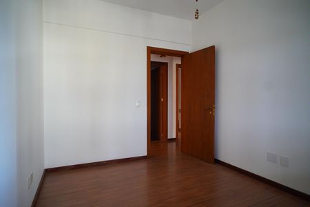 Apartamento para alugar com 114m², 2 quartos e 2 vagas Apartamento para alugar com 114m², 2 quartos e 2 vagasQuarto