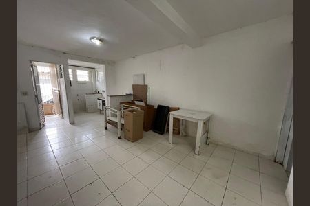 Sala/Quarto de casa à venda com 1 quarto, 30m² em Jardim Raposo Tavares, São Paulo