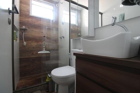 Apartamento à venda com 60m², 3 quartos e 2 vagasBanheiro