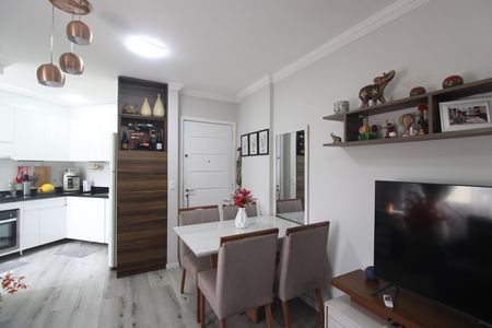 Apartamento à venda com 60m², 3 quartos e 2 vagasSala
