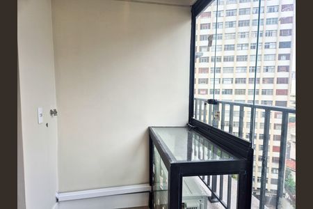 Varanda de kitnet/studio para alugar com 1 quarto, 25m² em Vila Buarque, São Paulo