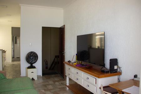 Apartamento para alugar com 3 quartos, 90m² em Passagem, Cabo Frio