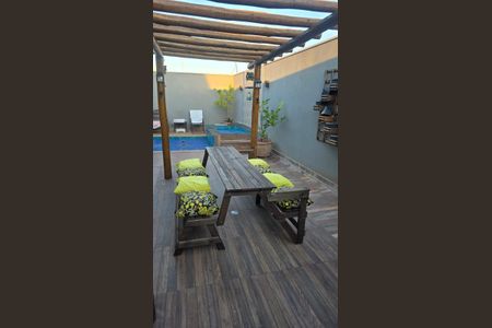 Casa para alugar com 180m², 3 quartos e 4 vagas Casa para alugar com 180m², 3 quartos e 4 vagasÁrea externa