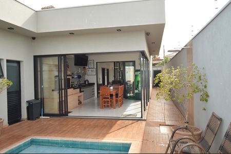 Casa para alugar com 180m², 3 quartos e 4 vagasÁrea comum