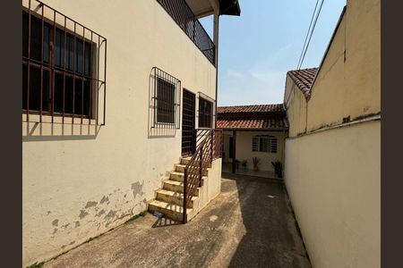 Casa para alugar com 326m², 3 quartos e 5 vagas