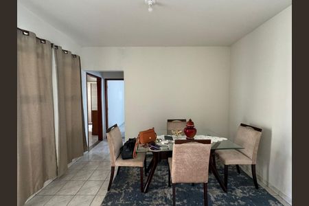 Sala de casa para alugar com 3 quartos, 326m² em Jardim Maria Rosa, Valinhos