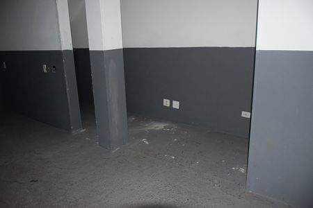 Casa para alugar com 60m², 3 quartos e 8 vagas Casa para alugar com 60m², 3 quartos e 8 vagasGaragem