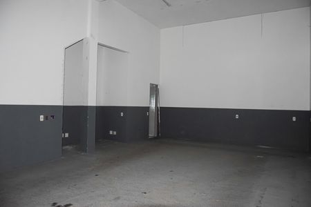 Casa para alugar com 60m², 3 quartos e 8 vagas Casa para alugar com 60m², 3 quartos e 8 vagasGaragem