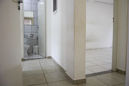 Corredor de casa para alugar com 3 quartos, 60m² em Jardim Sao Judas Tadeu, Embu das Artes