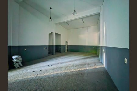 Casa para alugar com 60m², 3 quartos e 8 vagas Casa para alugar com 60m², 3 quartos e 8 vagasGaragem
