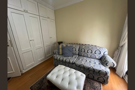 Apartamento à venda com 300m², 4 quartos e 4 vagas Apartamento à venda com 300m², 4 quartos e 4 vagasQuarto