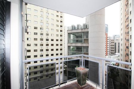 Apartamento à venda com 82m², 2 quartos e 2 vagas Apartamento à venda com 82m², 2 quartos e 2 vagasVaranda