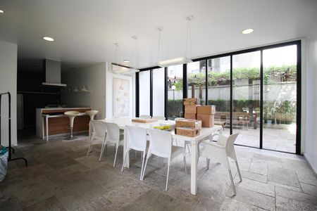 Apartamento à venda com 82m², 2 quartos e 2 vagas Apartamento à venda com 82m², 2 quartos e 2 vagasÁrea comum - Salão de festas