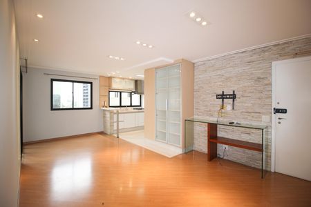 Apartamento à venda com 82m², 2 quartos e 2 vagas Apartamento à venda com 82m², 2 quartos e 2 vagasSala
