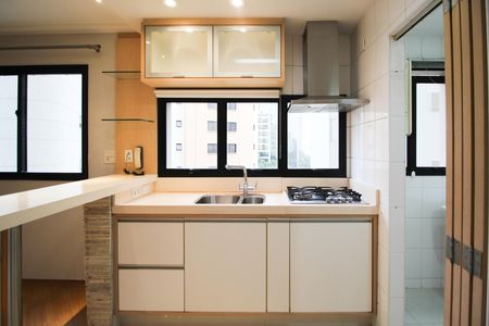 Apartamento à venda com 82m², 2 quartos e 2 vagas Apartamento à venda com 82m², 2 quartos e 2 vagasCozinha