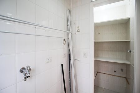 Apartamento à venda com 82m², 2 quartos e 2 vagas Apartamento à venda com 82m², 2 quartos e 2 vagasÁrea de Serviço