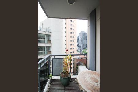 Apartamento à venda com 82m², 2 quartos e 2 vagas Apartamento à venda com 82m², 2 quartos e 2 vagasVaranda da Suíte