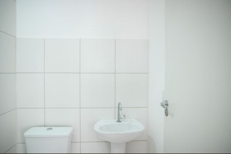 Apartamento para alugar com 45m², 2 quartos e 1 vaga Apartamento para alugar com 45m², 2 quartos e 1 vagaBanheiro