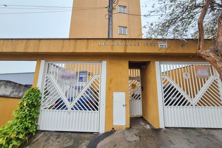 Apartamento à venda com 44m², 1 quarto e 1 vaga Apartamento à venda com 44m², 1 quarto e 1 vagaFachada do Prédio