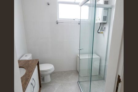 Banheiro de apartamento para alugar com 2 quartos, 79m² em Barra da Tijuca, Rio de Janeiro