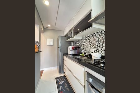 Apartamento para alugar com 70m², 2 quartos e 1 vaga Apartamento para alugar com 70m², 2 quartos e 1 vagaCozinha