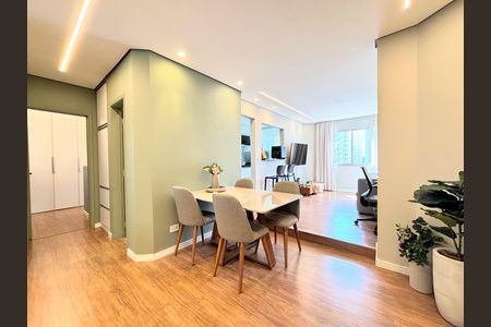 Apartamento para alugar com 70m², 2 quartos e 1 vaga Apartamento para alugar com 70m², 2 quartos e 1 vagaSala