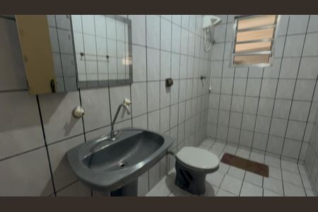 Casa para alugar com 115m², 3 quartos e 1 vagaBanheiro