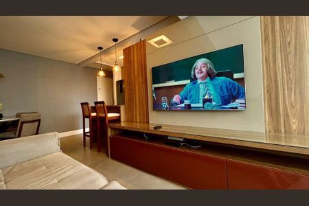 Apartamento à venda com 56m², 2 quartos e 1 vaga