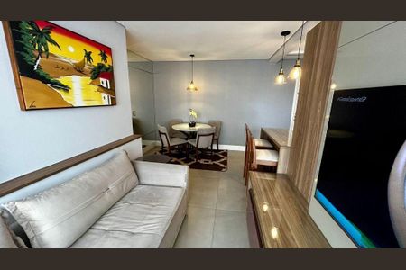 Apartamento à venda com 56m², 2 quartos e 1 vaga