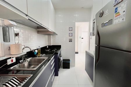 Apartamento para alugar com 92m², 3 quartos e sem vaga Apartamento para alugar com 92m², 3 quartos e sem vagaCozinha