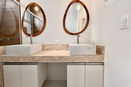 Apartamento para alugar com 92m², 3 quartos e sem vaga Apartamento para alugar com 92m², 3 quartos e sem vagaBanheiro